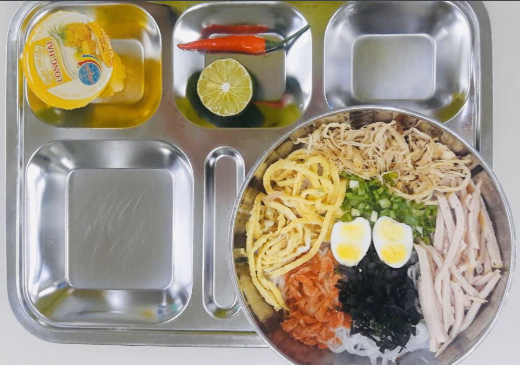 Suất ăn công nghiệp (Việt Nam)