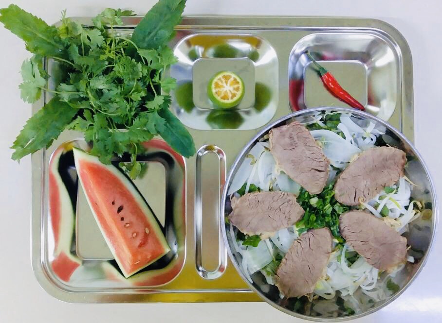 Suất ăn công nghiệp (Việt Nam)