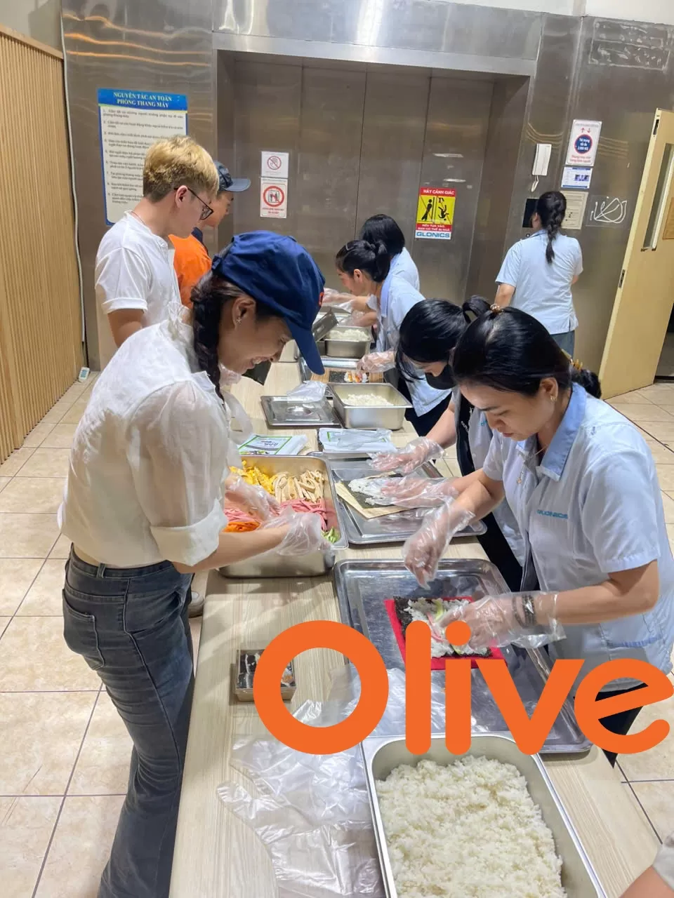 OLIVE TỔ CHỨC SỰ KIỆN GÓI KIMBAP – MỘT NGÀY GẮN KẾT ĐẦY Ý NGHĨA TẠI NHÀ MÁY